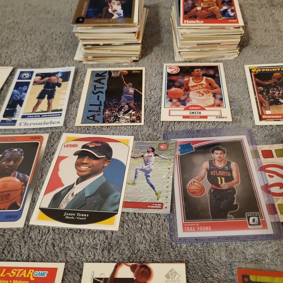 Trae Young Jalen Johnson Basketball Cards Lot Atlanta Hawks NBA Over 250 CARDS! - Picture 7 of 7